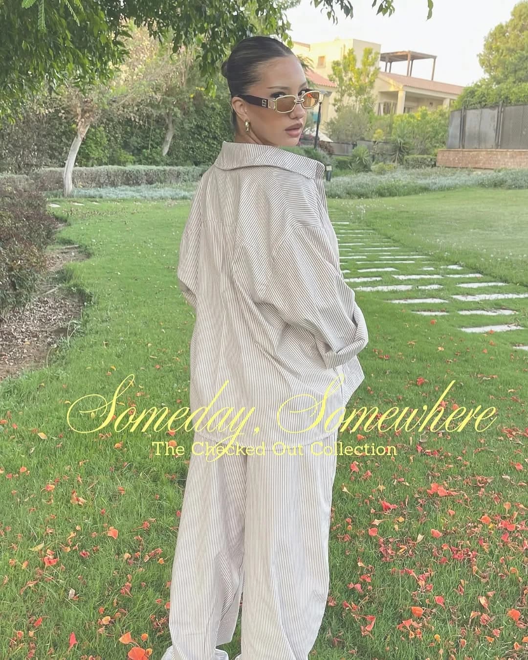 Lightweight leisurewear